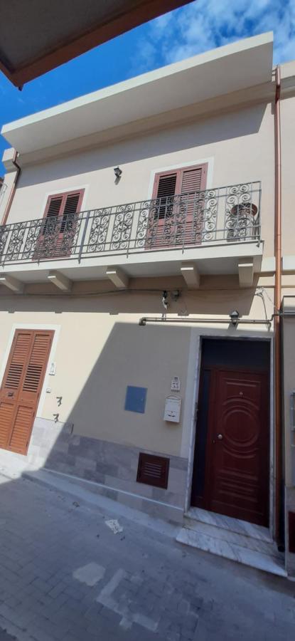 Casa Stella Apartment Savoca Luaran gambar