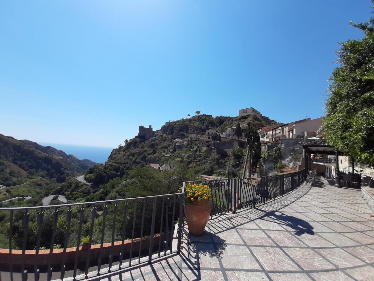 Casa Stella Apartment Savoca Luaran gambar